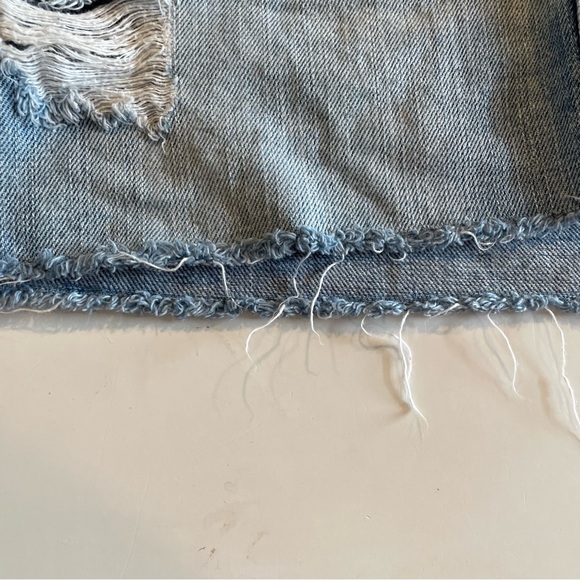 Y2K American Eagle Mini Jean Skirt Women 2 Light Denim Cotton Frayed Hem Casual - Picture 9 of 11